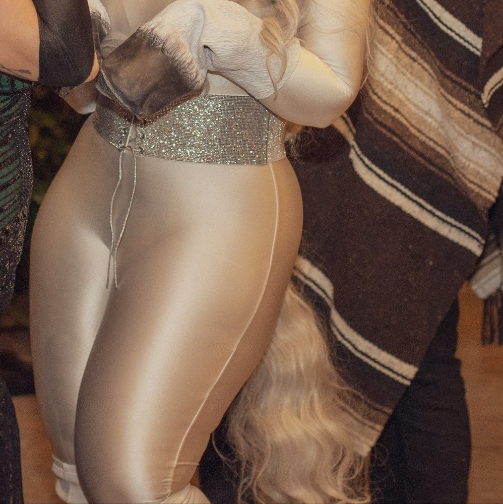Gorgeous UNICORN costume! - Picture 5 of 8